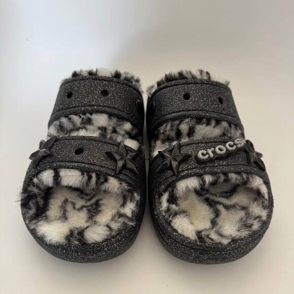 Crocs Cozy Fuzz-Lined Slides (W6/M4) - Picture 3 of 8